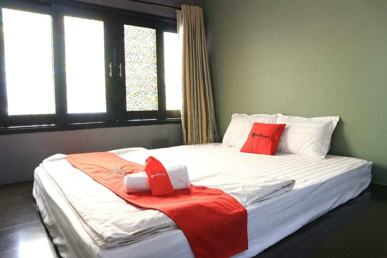 Hotel Reddoorz Near Gia Dinh International Hospital Ciudad Ho Chi Minh  Exterior foto
