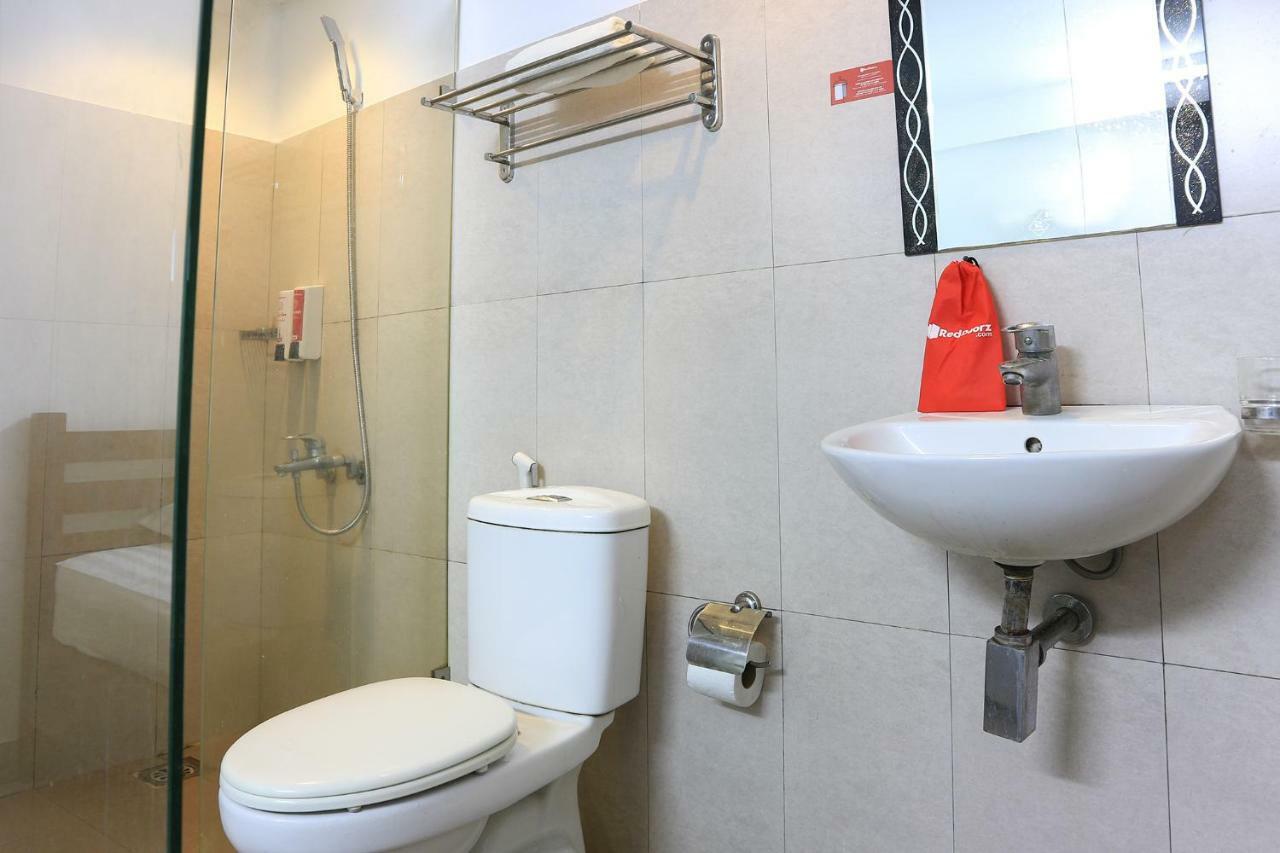 Hotel Reddoorz Near Gia Dinh International Hospital Ciudad Ho Chi Minh  Exterior foto