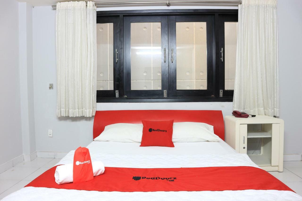 Hotel Reddoorz Near Gia Dinh International Hospital Ciudad Ho Chi Minh  Exterior foto