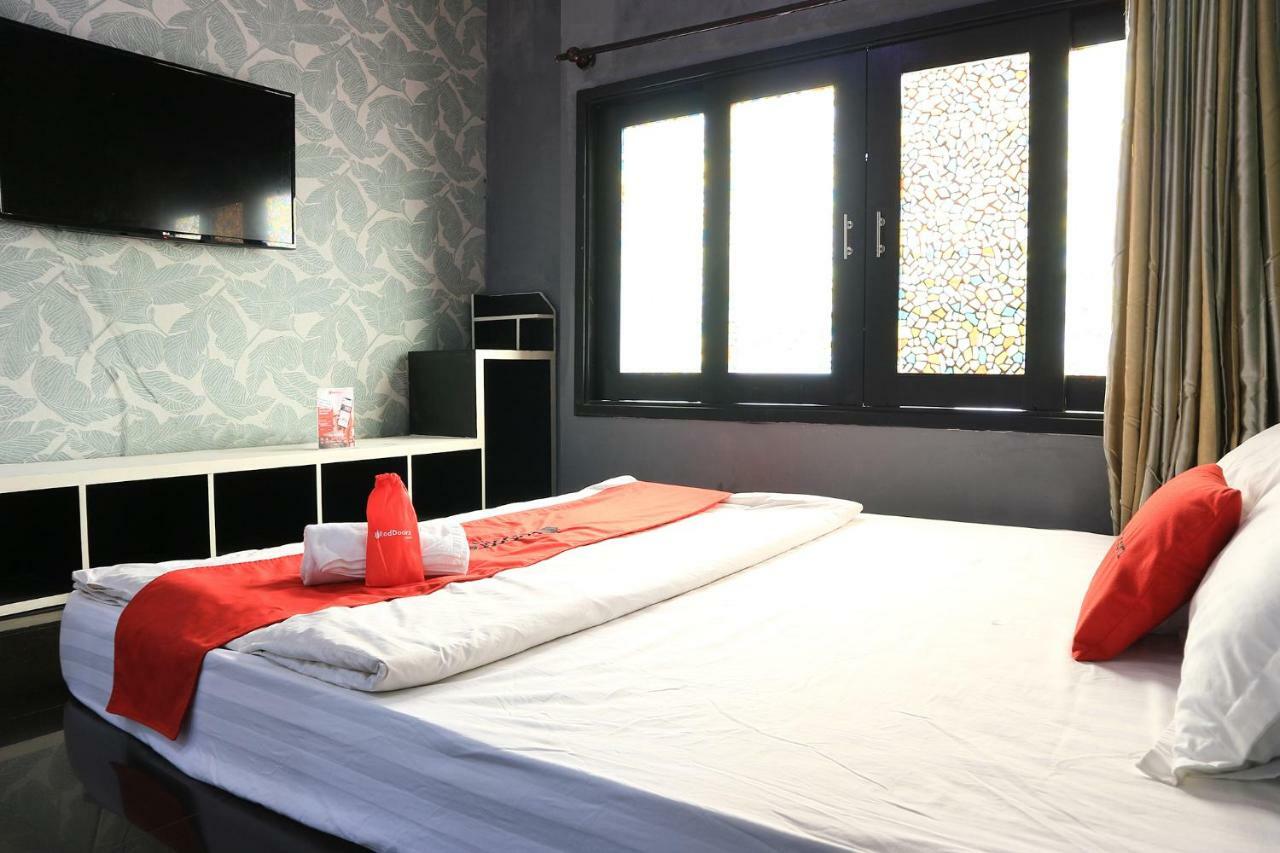 Hotel Reddoorz Near Gia Dinh International Hospital Ciudad Ho Chi Minh  Exterior foto