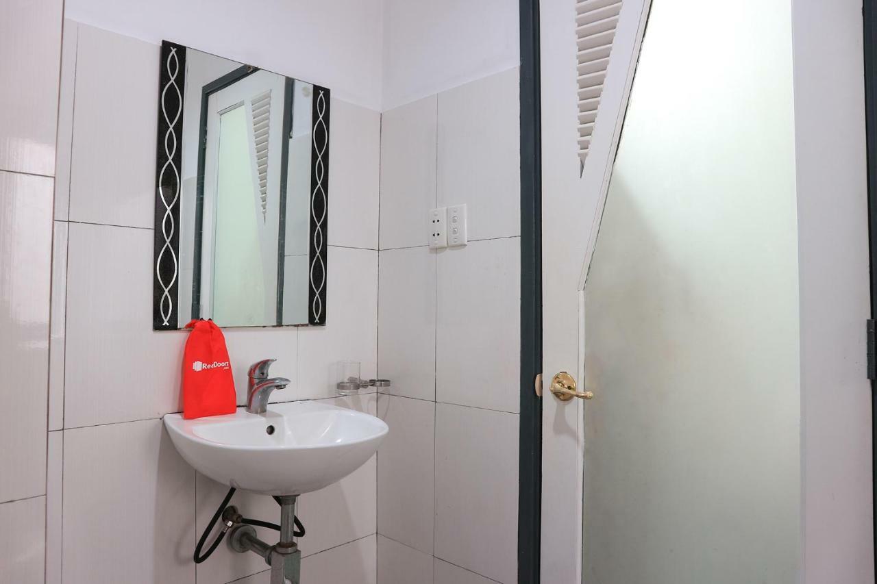 Hotel Reddoorz Near Gia Dinh International Hospital Ciudad Ho Chi Minh  Exterior foto