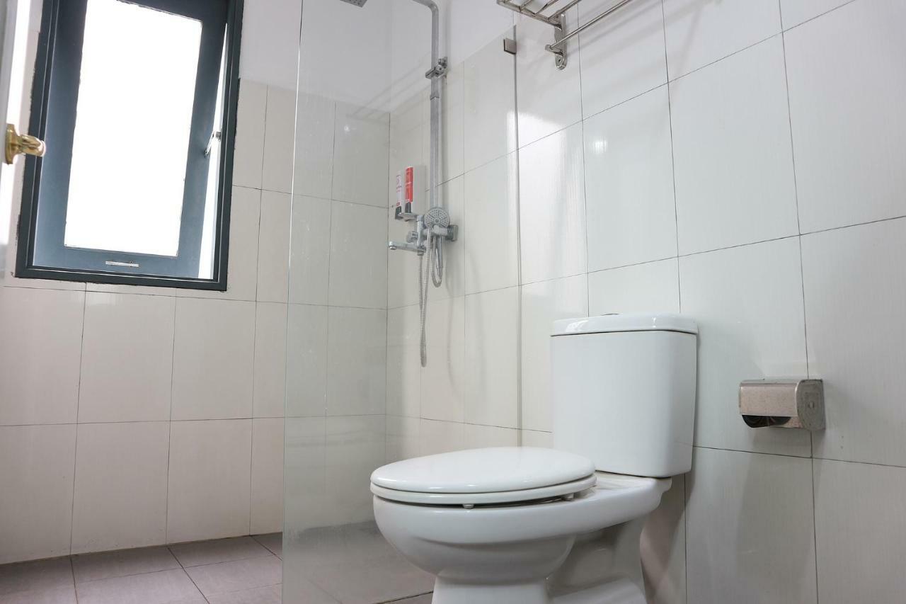 Hotel Reddoorz Near Gia Dinh International Hospital Ciudad Ho Chi Minh  Exterior foto